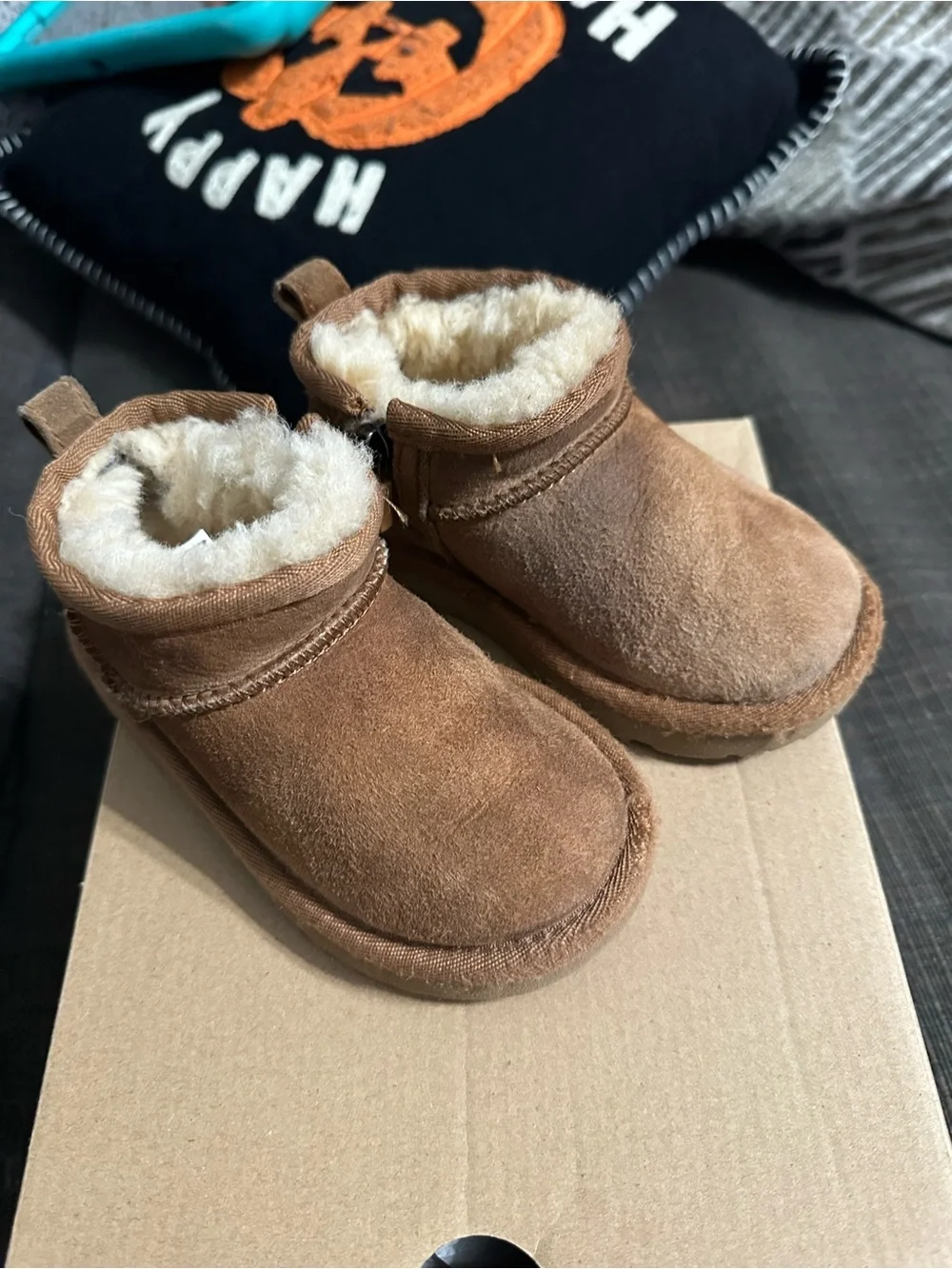 UGG Kids Chestnut classic ultra mini